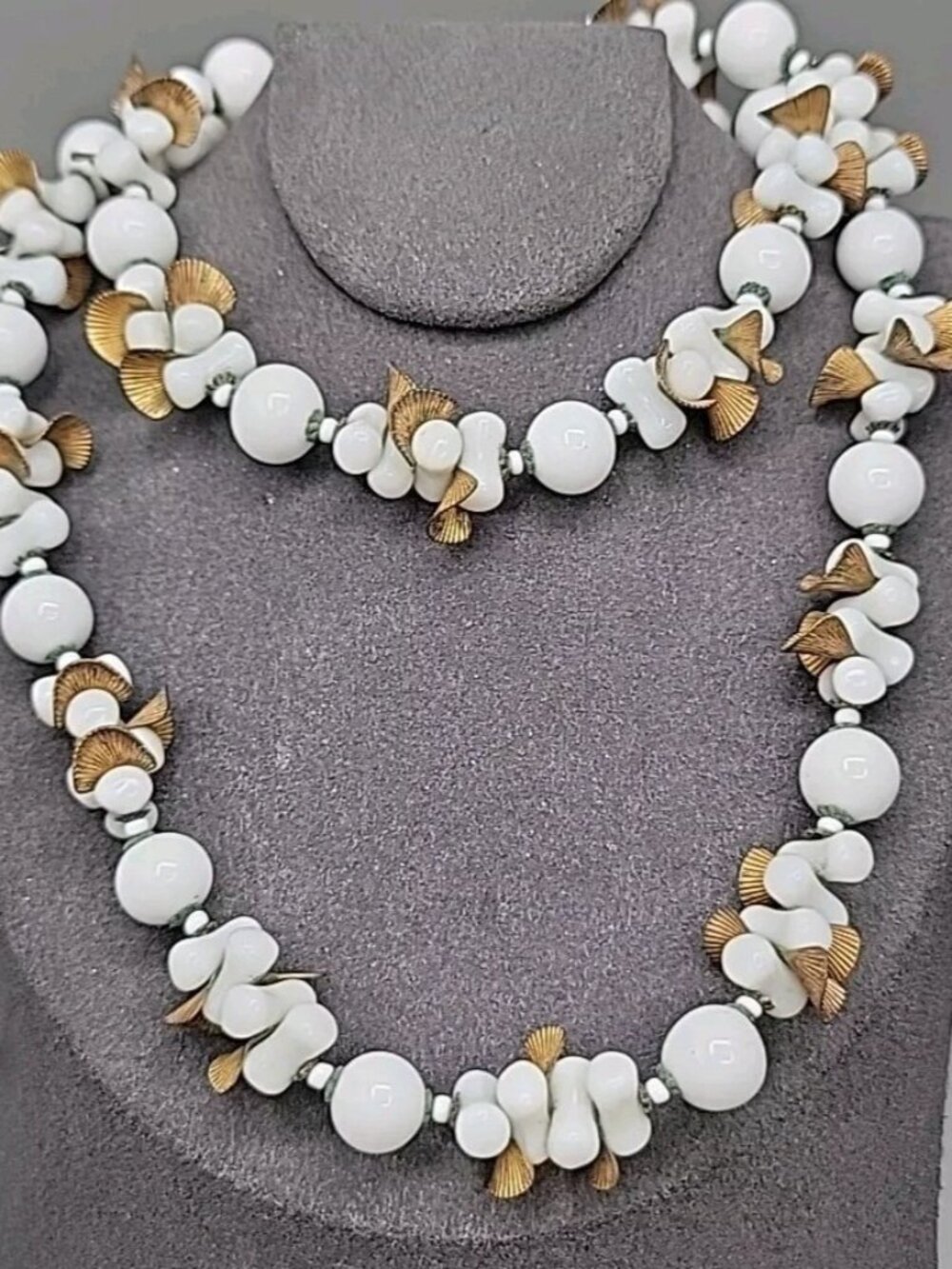 Miriam Haskell Gilt Shell & Mill Glass Beaded Necklace 24" VTG 1950s Frank Hess